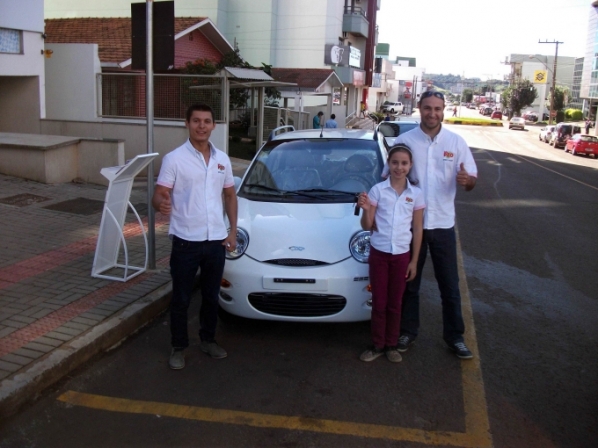 Com crise se cresce!